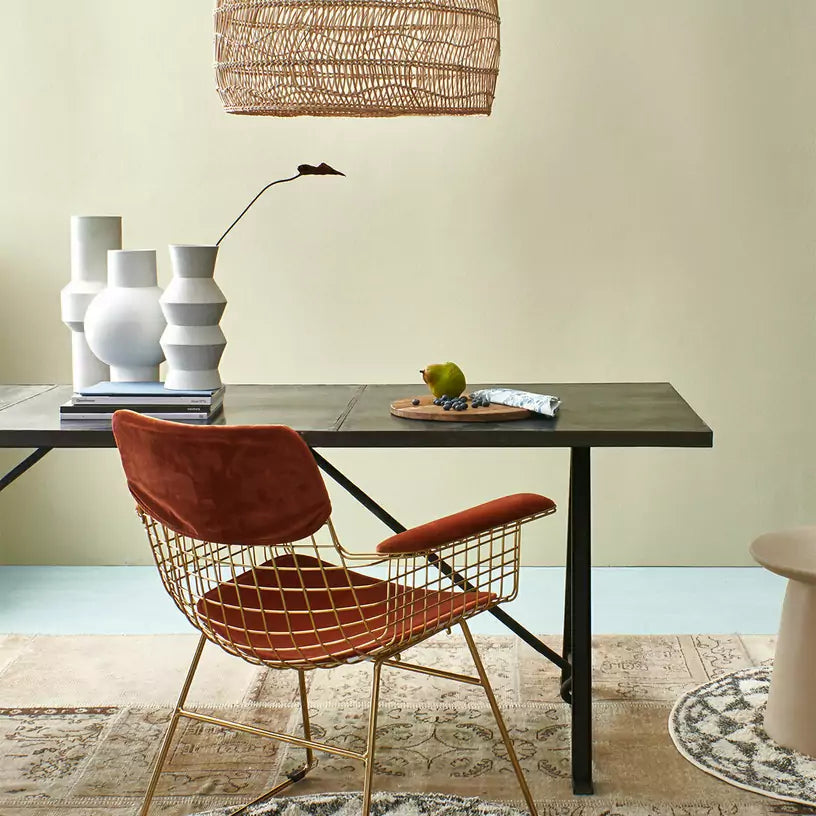 WIRE METAL CHAIR